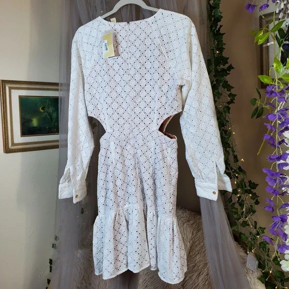 Michael Kors White Eyelet Cut-Out Mini Dress Bohemian Size 6 Feminine Party - Picture 5 of 8